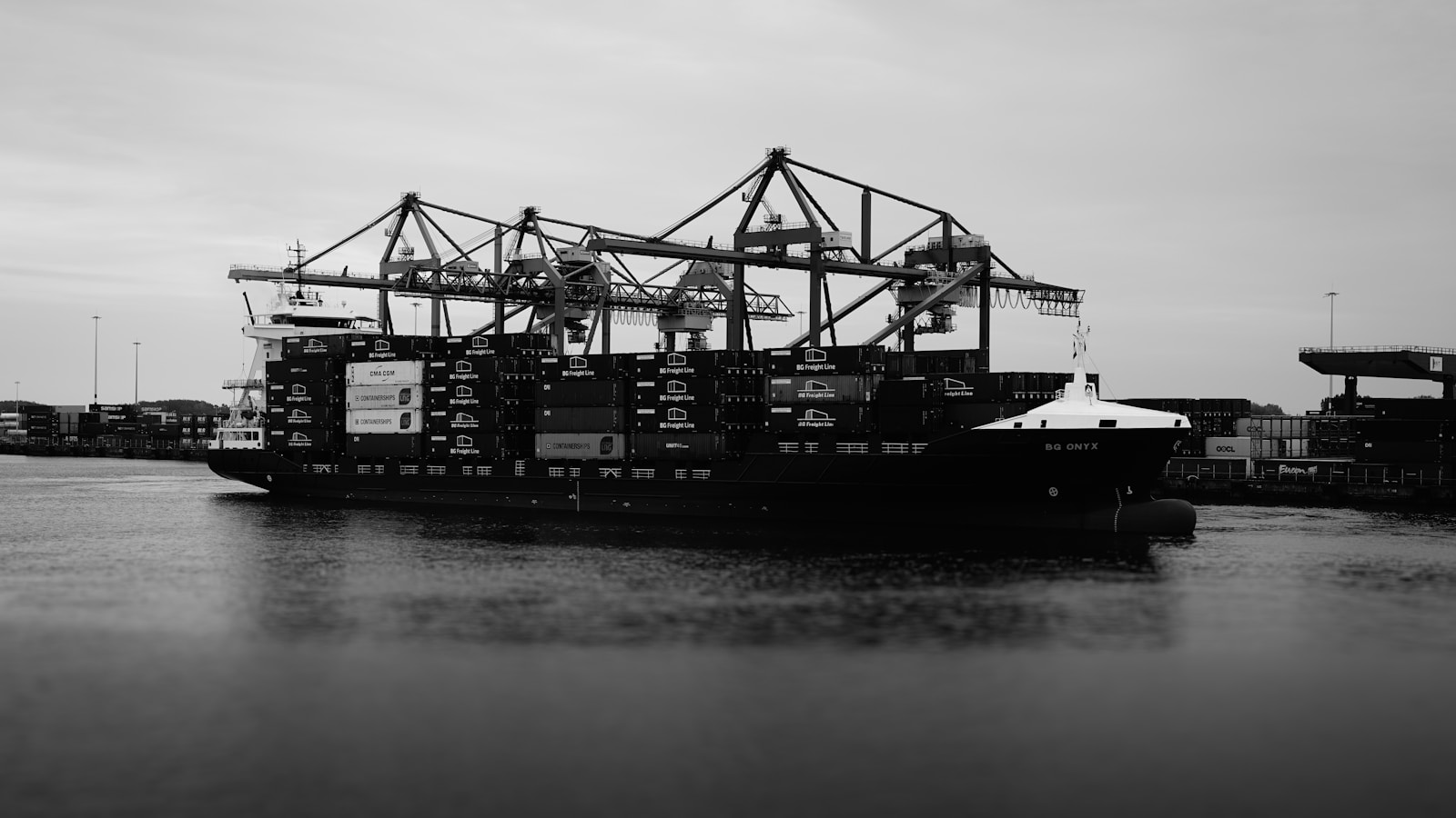 Global shipping trade routes